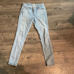 LEVIS 7/12 SKINNY JEANS SIZE 26